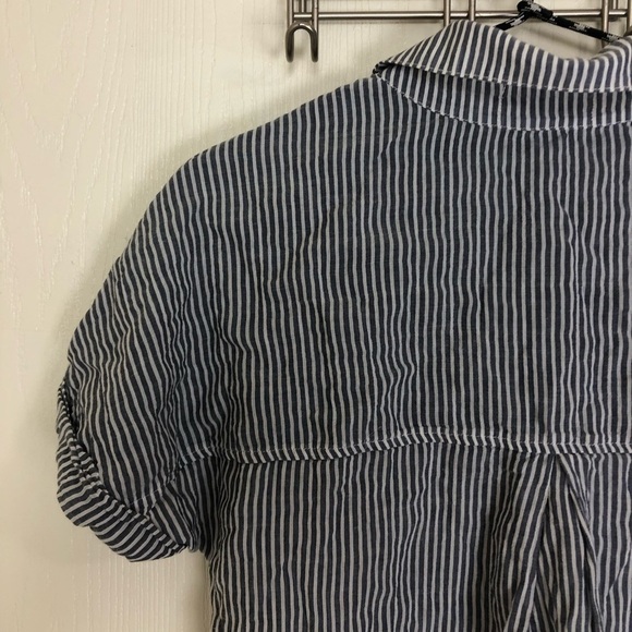 Cloth & Stone Striped Short Sleeve Button Down Blouse Women’s Size XS - Picture 4 of 8